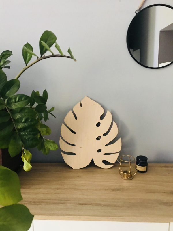 Lampka ze sklejki Monstera